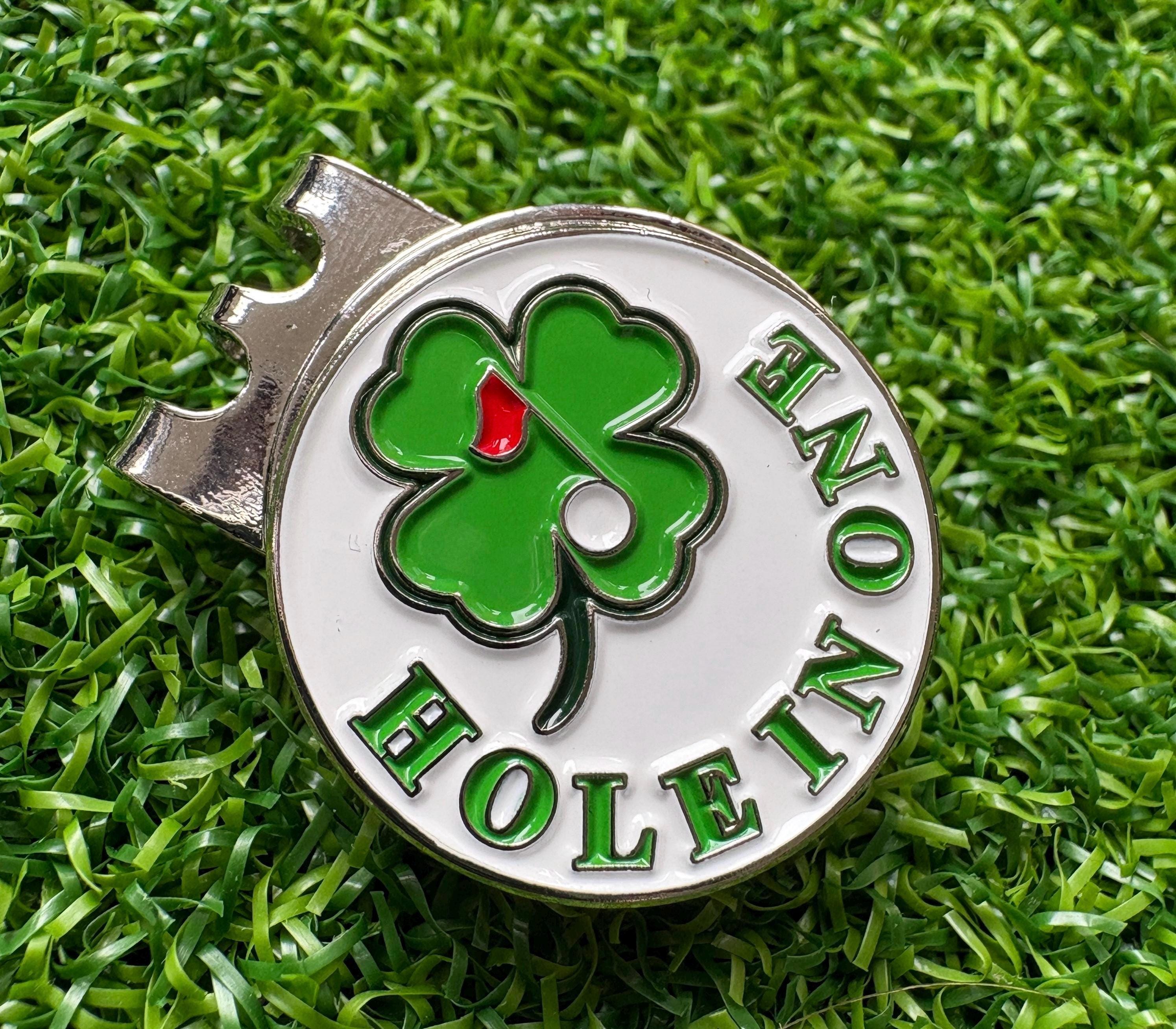 'Hole in One' lucky clover style golf ball marker with hat clip