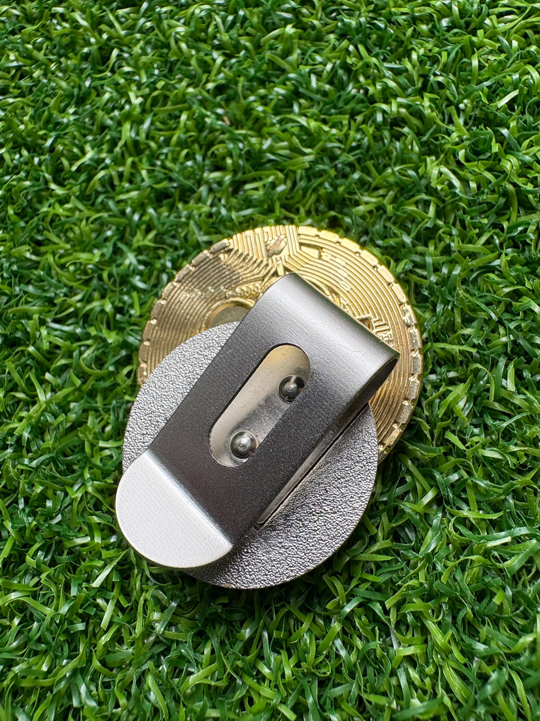 Bitcoin-style golf divot tool/pitch fork