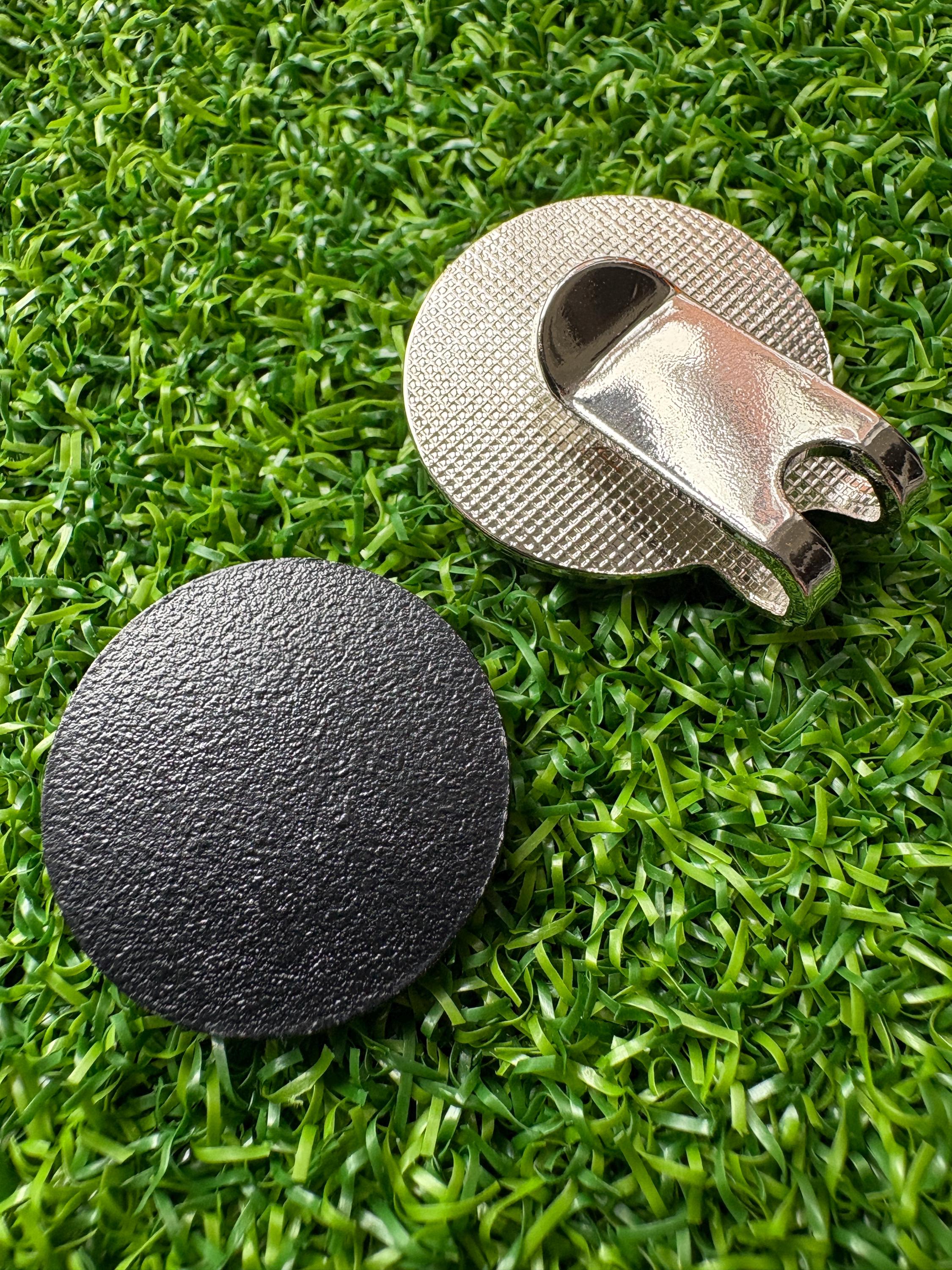 Funny golf ball marker with hat clip